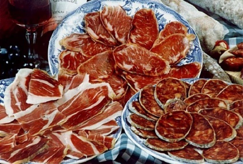EMBUTIDOS